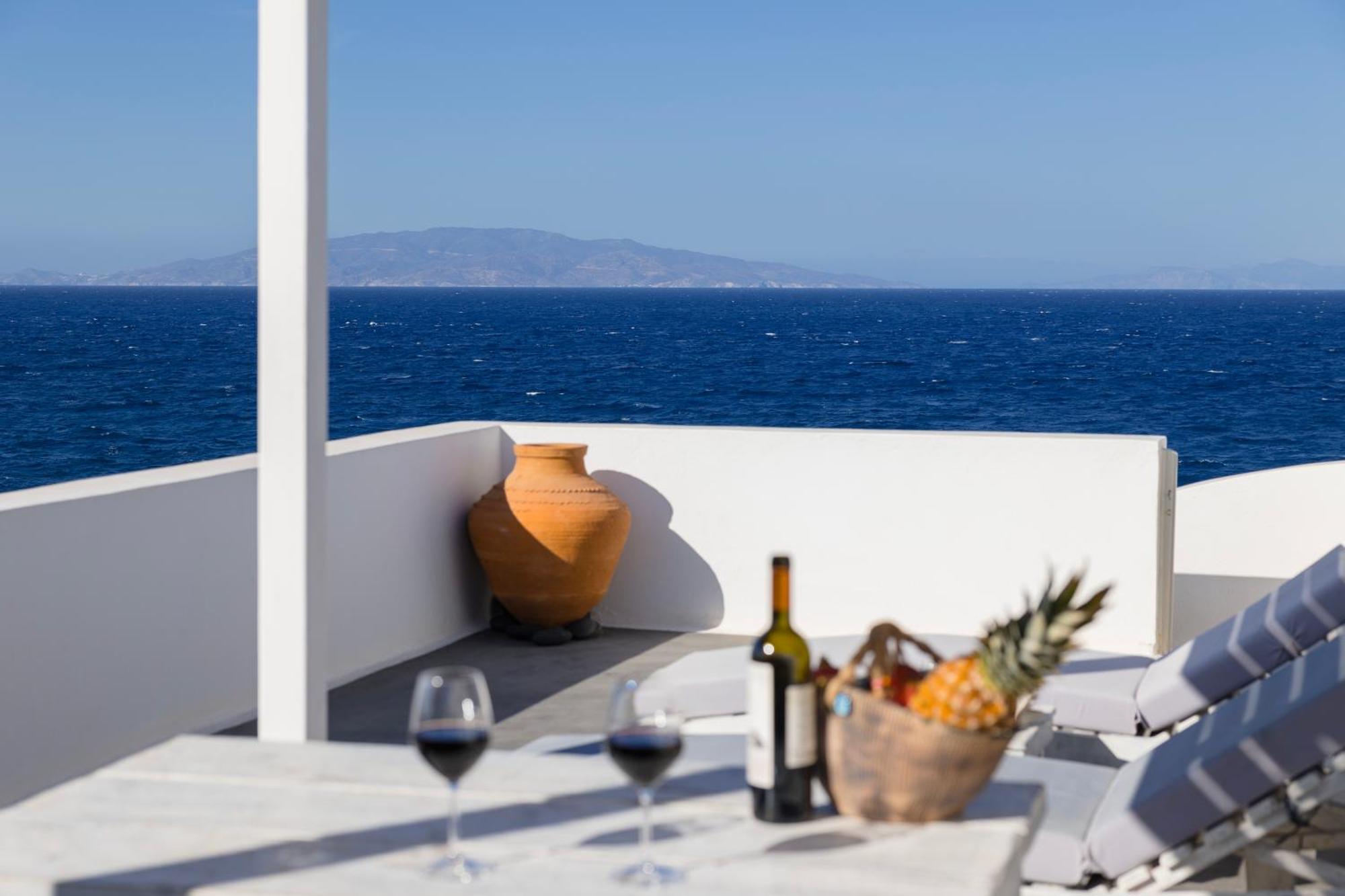 Vrachia Studios & Apartments Oia  Luaran gambar