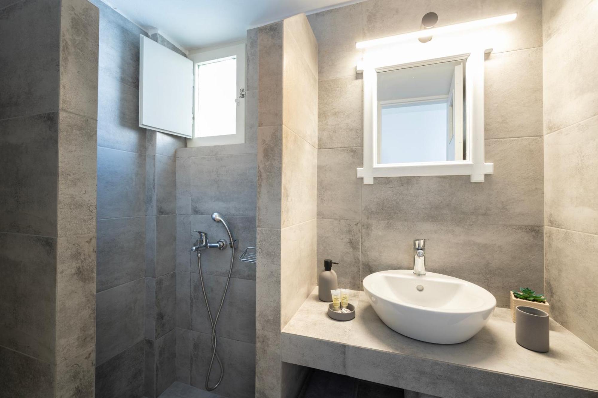 Vrachia Studios & Apartments Oia  Luaran gambar